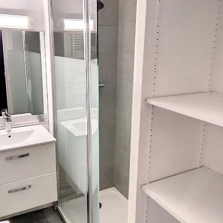 Graziella 403 Daire Juan-les-Pins